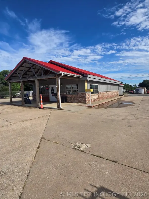 302 E Main ST, Cushing, OK 74023