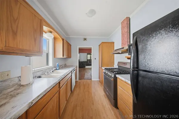 709 E Broadway, Cushing, OK 74023