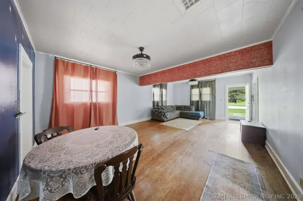 709 E Broadway, Cushing, OK 74023
