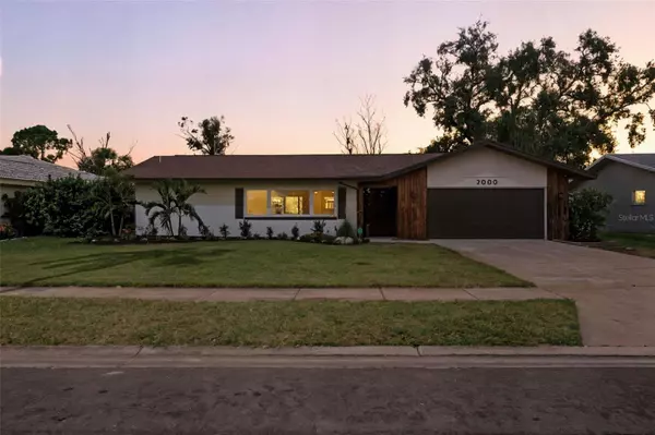 7000 GREENBRIER DR, Seminole, FL 33777