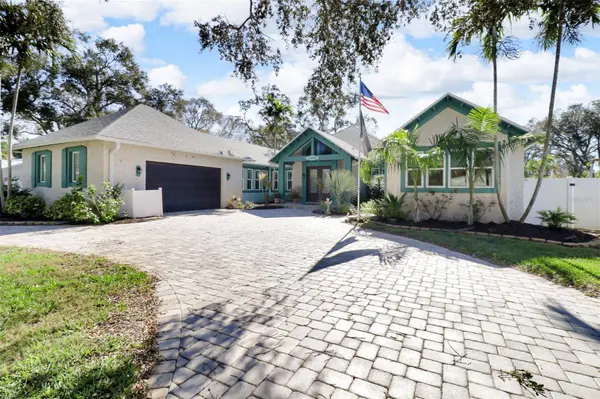 13030 98TH AVE, Seminole, FL 33776