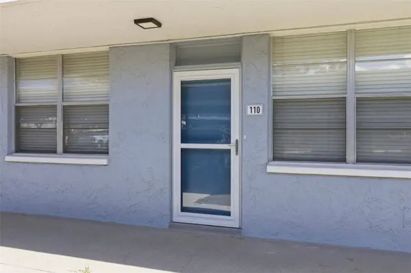 4895 BAY ST NE #110, St Petersburg, FL 33703