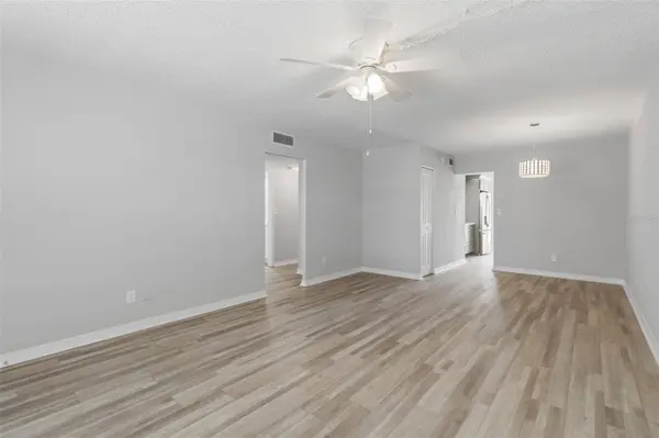 4895 BAY ST NE #110, St Petersburg, FL 33703