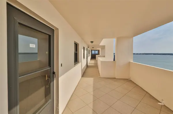 1270 GULF BLVD #1706, Clearwater Beach, FL 33767