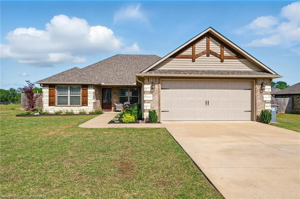 1026 Snow Goose Way, Barling, AR 72923-7001