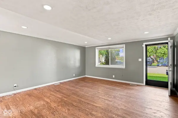 6107 Monarch CIR, Indianapolis, IN 46224