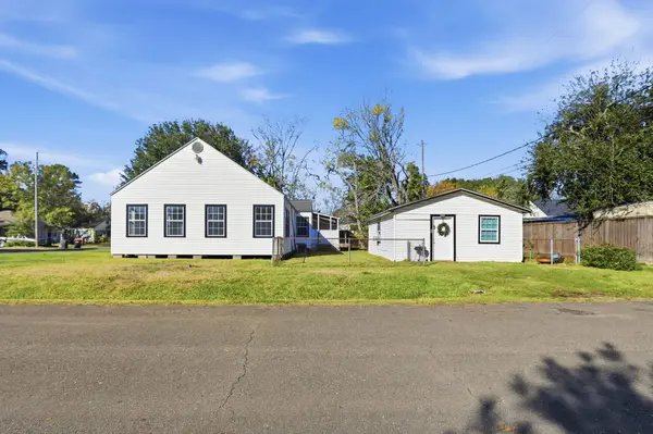 510 E Republic AVE, Baytown, TX 77520