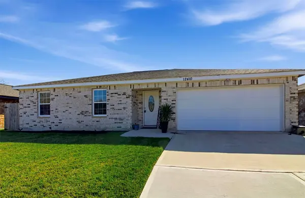 12410 Drifting Winds DR, Houston, TX 77044