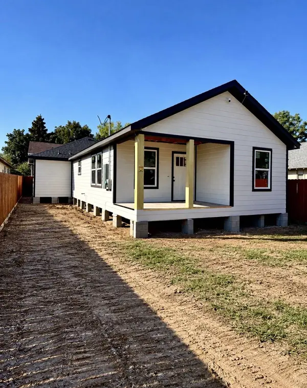 7038 Avenue F, Houston, TX 77011