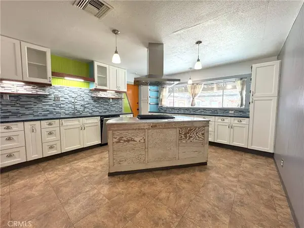 543 Weiman AVE, Ridgecrest, CA 93555