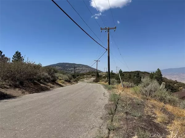 24080 El Rancho, Tehachapi, CA 93561
