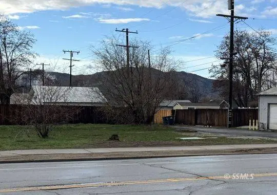 301 S Curry ST, Tehachapi, CA 93561