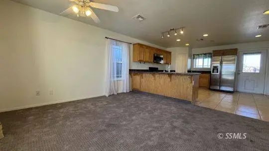 1112 W Willow AVE, Ridgecrest, CA 93555