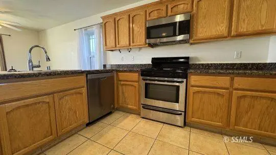 1112 W Willow AVE, Ridgecrest, CA 93555