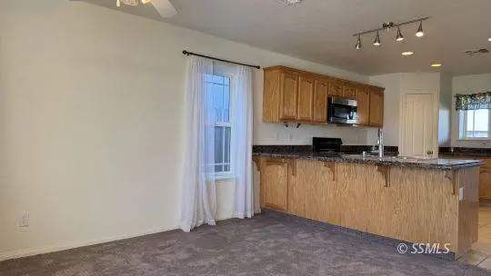 1112 W Willow AVE, Ridgecrest, CA 93555