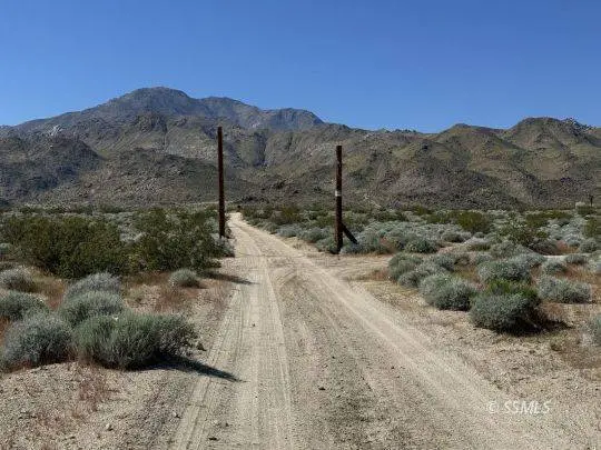 3101 KINGS RANCH RD, Trona, CA 93562