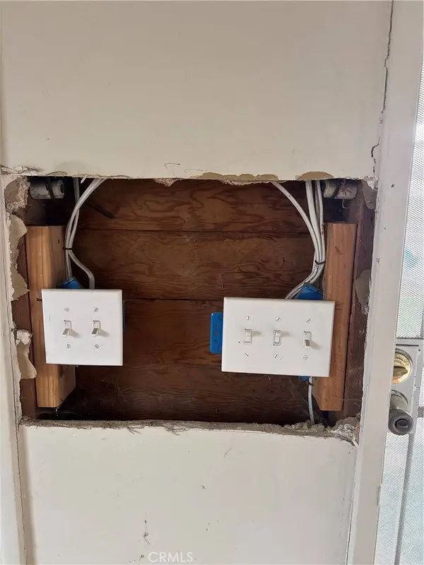 307 S Curry ST, Tehachapi, CA 93561