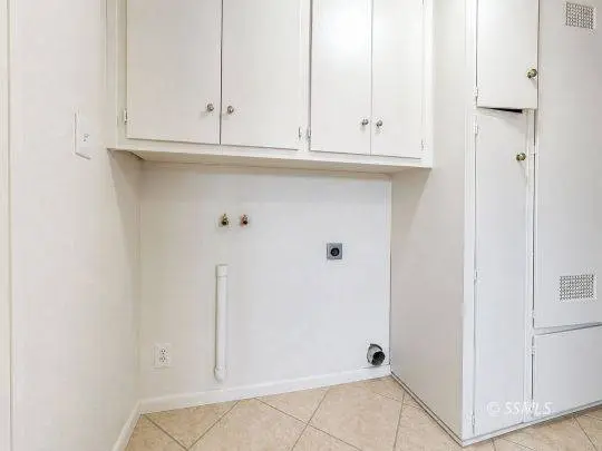 325 N Sanders ST, Ridgecrest, CA 93555