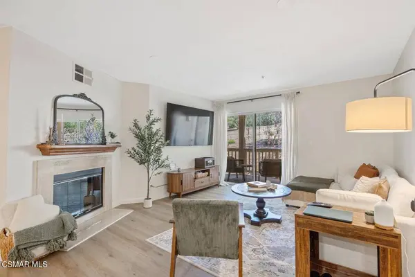5837 Oak Bend LN #310, Oak Park, CA 91377