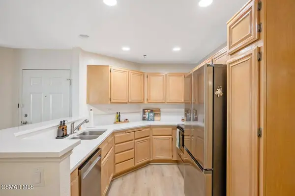 5837 Oak Bend LN #310, Oak Park, CA 91377