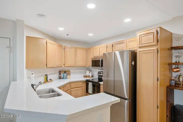 5837 Oak Bend LN #310, Oak Park, CA 91377