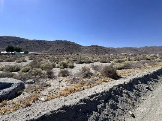 First ST, Trona, CA 93562