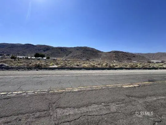 First ST, Trona, CA 93562