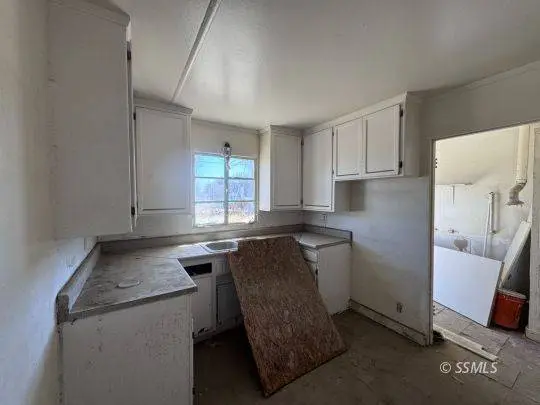 13879 Carson ST, Trona, CA 93562