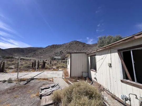 82310 5th ST, Trona, CA 93562