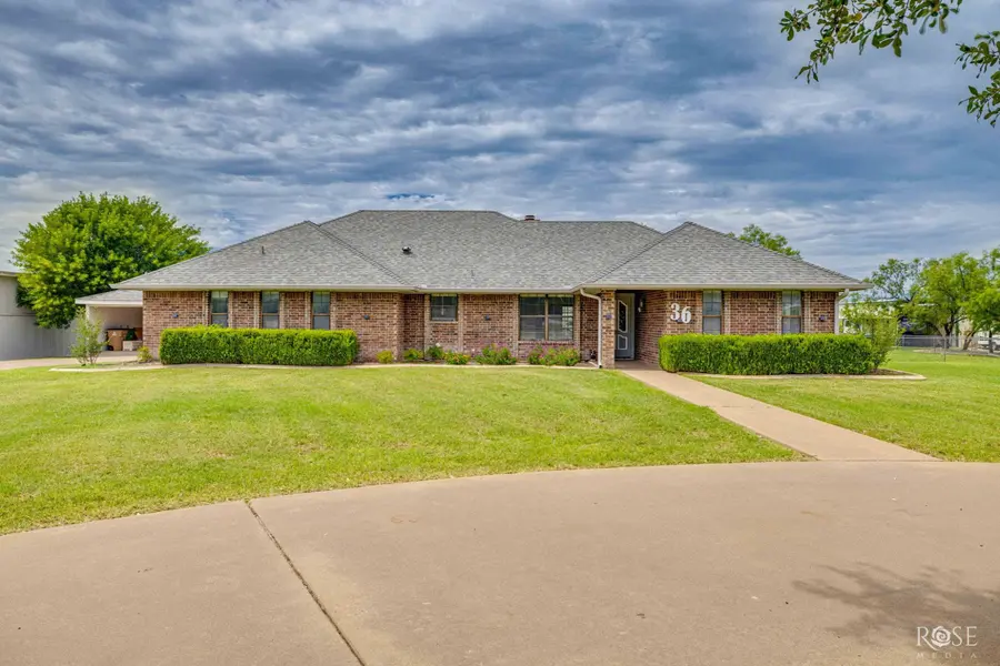 36 Loch Lomond Rd, San Angelo, TX 76901-9514