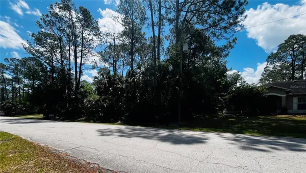 5 RANDOLPH DR, Palm Coast, FL 32164