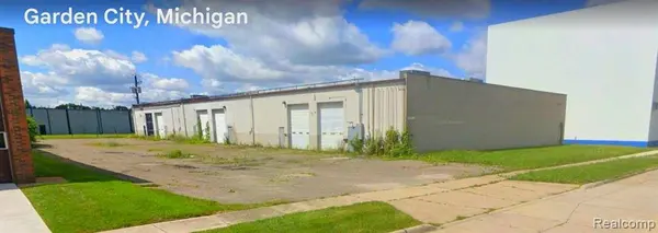 32841 PARKLANE Street, Garden City, MI 48135