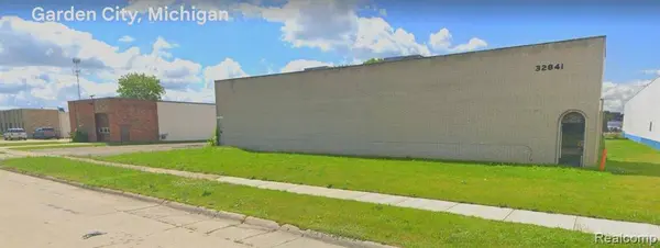 32841 PARKLANE Street, Garden City, MI 48135