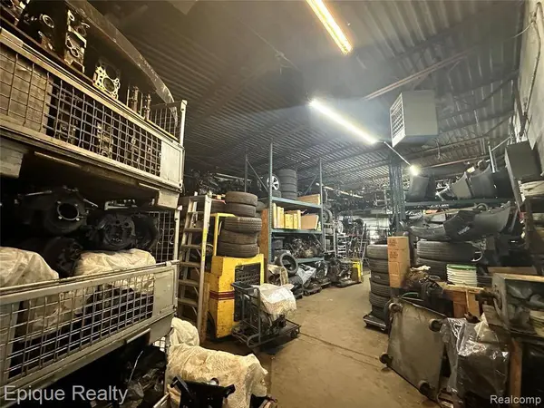 5431, 5419 & 5420 E Davison Street E, Detroit, MI 48212