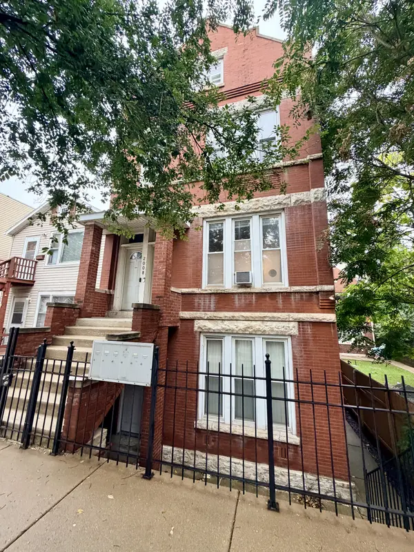 2008 W 23rd St #1R, Chicago, IL 60608-0504