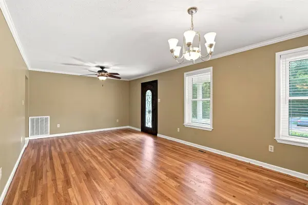 506 CHARLES AVE, Munford, TN 38058