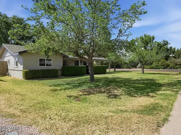3144 N 34TH Street, Phoenix, AZ 85018
