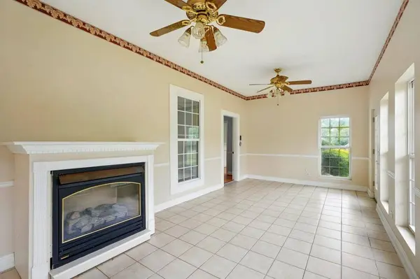426 College ST E, Bowdon, GA 30108