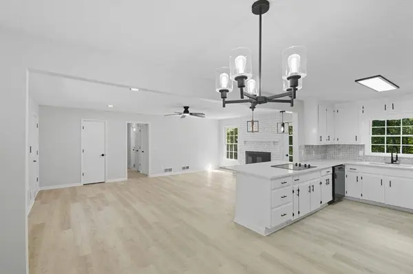 120 NW Westwood DR, Marietta, GA 30064