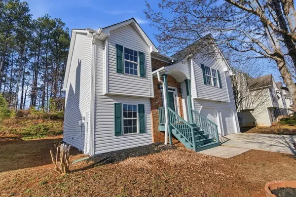 1065 Augusta Woods DR, Douglasville, GA 30134