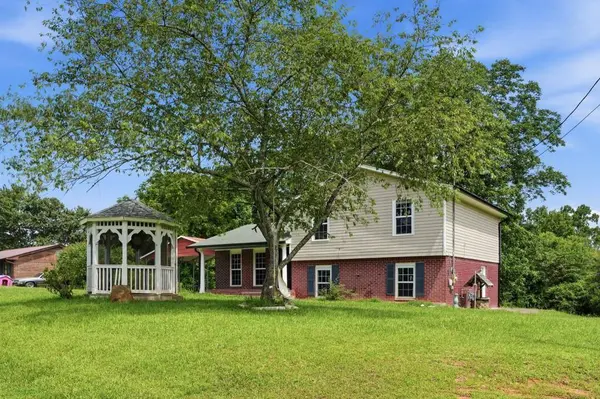 420 Henson CIR, Carrollton, GA 30117