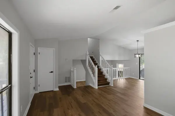 600 Maple DR, Stone Mountain, GA 30083
