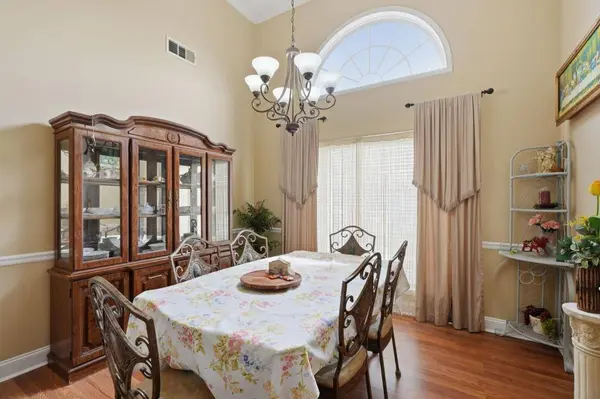 812 N Bay Overlook, Villa Rica, GA 30180