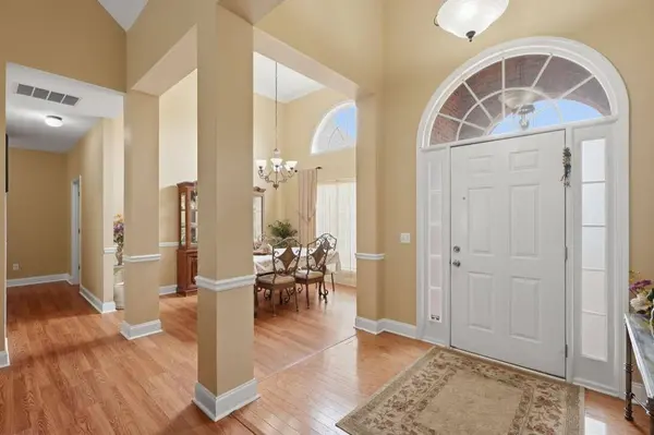 812 N Bay Overlook, Villa Rica, GA 30180