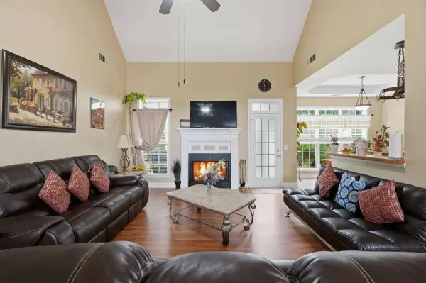 812 N Bay Overlook, Villa Rica, GA 30180