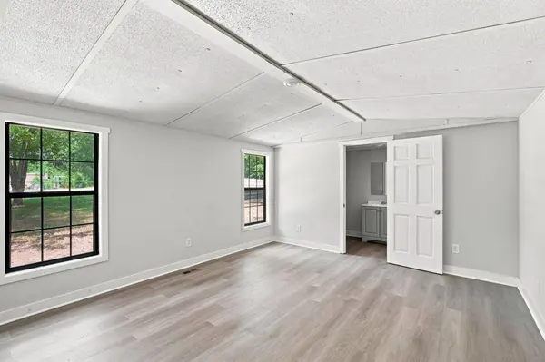 61 Brett LN, Temple, GA 30179