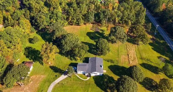 8736 Camp RD, Winston, GA 30187