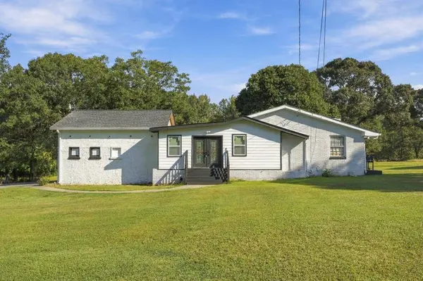 8736 Camp RD, Winston, GA 30187