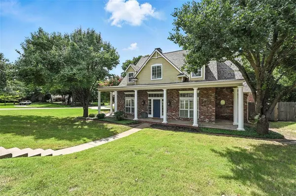 817 Nueces Trail, Midlothian, TX 76065