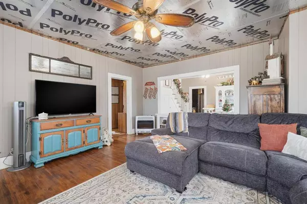 421 S McAmis Street, Breckenridge, TX 76424